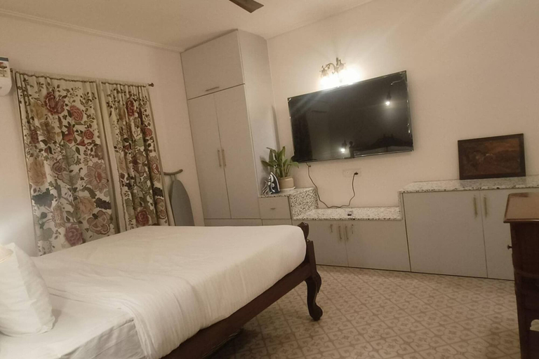 Room 5, Cozy 1BR Apt in Siolim 3km to Uddo Beach, North Goa