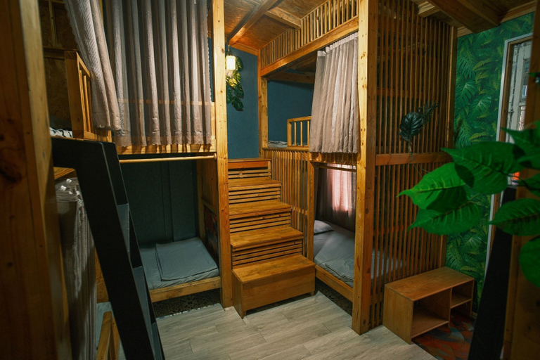 Bedroom 2, 1984 Hotel Kien Giang