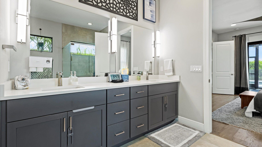 Bathroom 2, Love Shack, Saint Lucie
