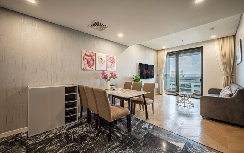 View from room 5, The Parkland Lux & Easy in East Tower, District 2