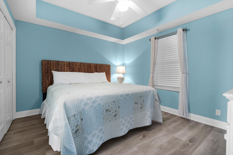 Bedroom 3, Calypso 2-807 West, Bay