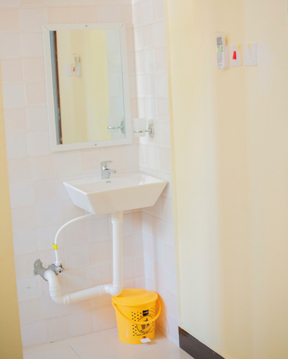 Room 4, Sereni Pub & Lodge, Ilemela