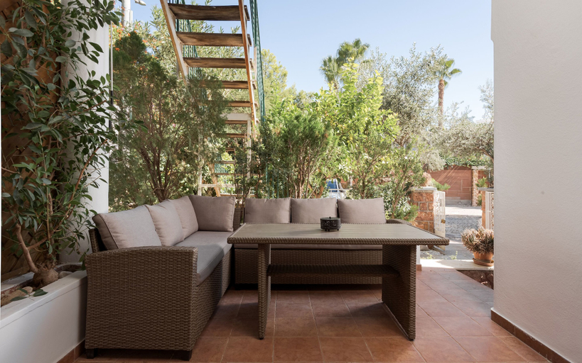 Outdoor dining 2, Elaia House Glyfada, Attica