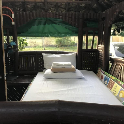 Room 2, Eljoy's Forest Resort, Alfonso