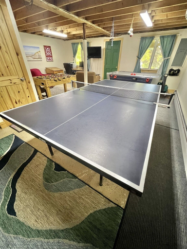 Game room 4, Daybreak Limit 8 3 Bedroom Villa by RedAwning, Cumberland