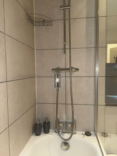 Bathroom 2, MANDARA PLACE, London