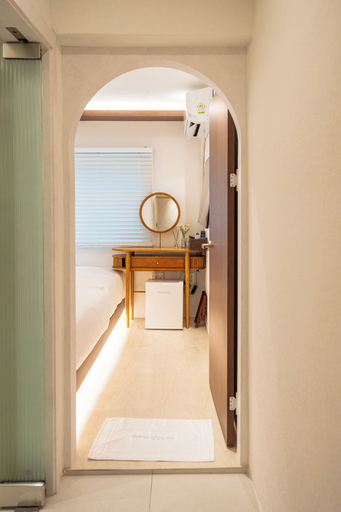 Room 5, Harujae Myeongdong, Jung