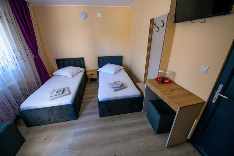 Bedroom 2, Casa ARENA Pitesti, Pitesti