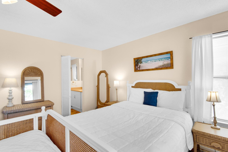 Bedroom 3, Beach Side- Harbor View, Okaloosa