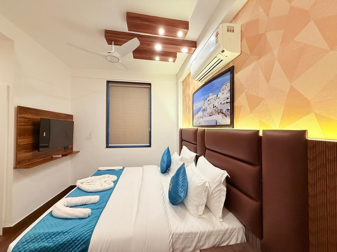 Room 2, Rasa Boutique Stay, Gautam Buddha Nagar