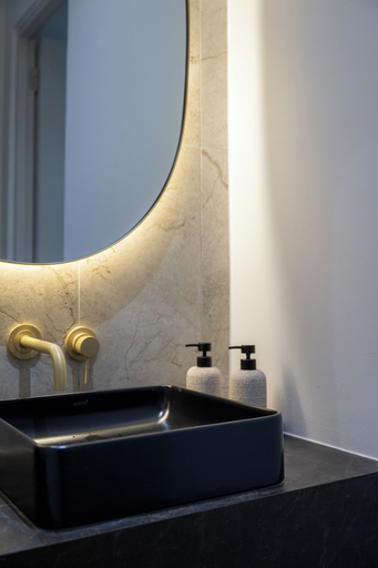 Bathroom 4, One Rosebank Executive Apartment Hotel, City of Johannesburg