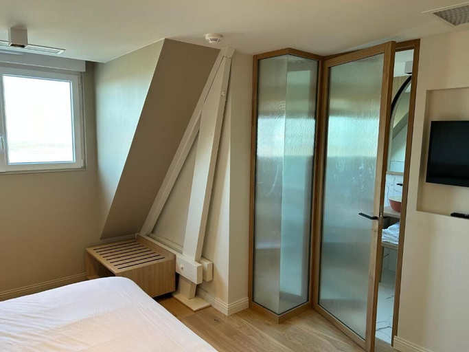 Bedroom 4, Face à La Mer Gravelines, Nord