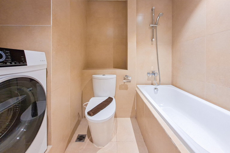 Bathroom 5, Exclusive And Modern 2Br Apartment Branz Bsd City, South Tangerang