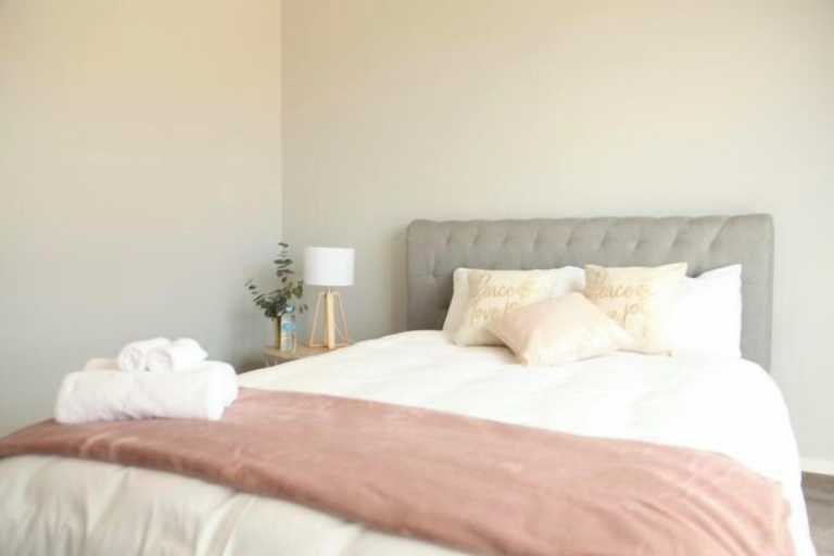 Room 5, Hamilton Three bedrooms house, Hamilton