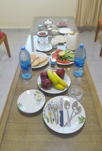 Food & Drinks 5, Summit Hotel, Wadi Musa