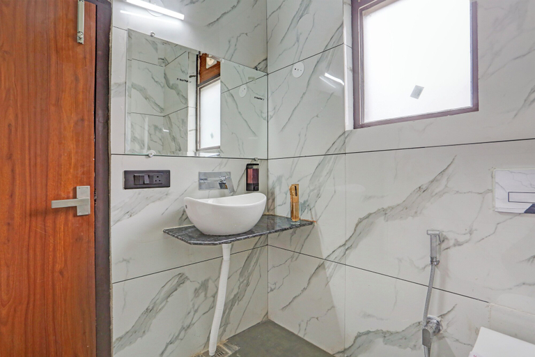 Bathroom 3, Utpala House By Lifestyle, Lahul & Spiti