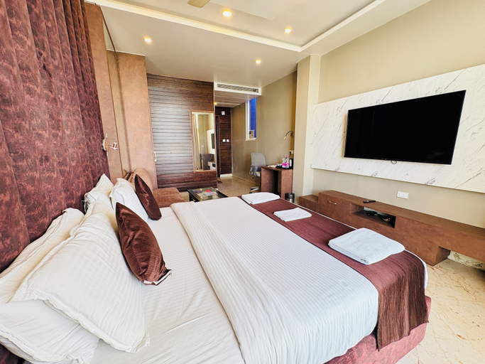 Room 2, The Bay Suites Puri With Sea View, Puri