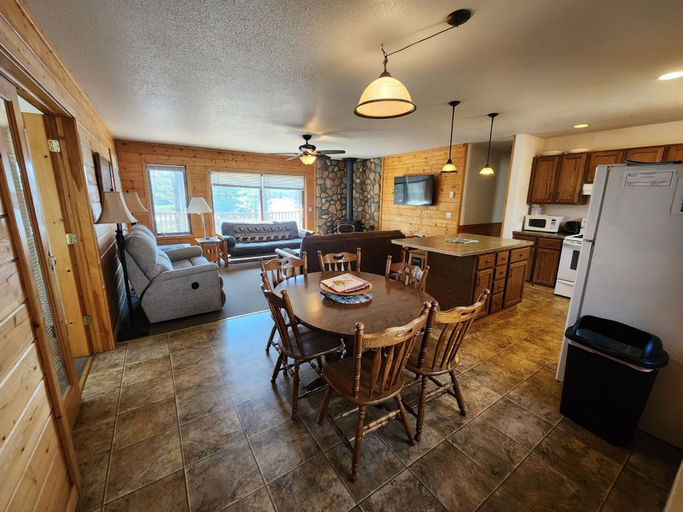 Living area 2, Sunset On The Bay 3 Bedroom Hotel Room by RedAwning, Sawyer