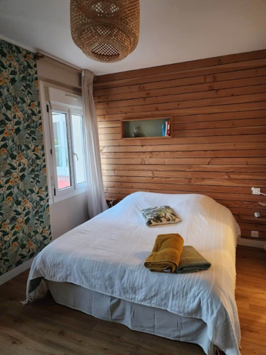 Bedroom 2, Gîte Maison Chiche, Ille-et-Vilaine