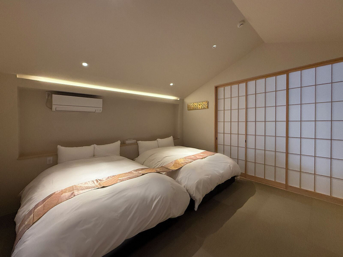 Room 3, bHotel Miyajima Omotesando 32, Hatsukaichi