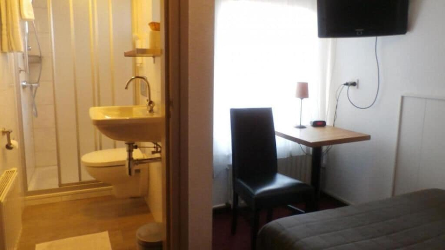 Room 4, Hotel Heynen, Valkenburg aan de Geul