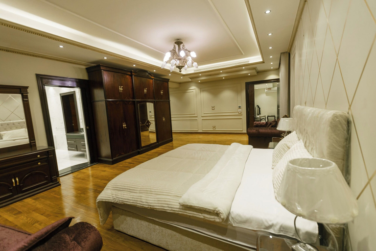 Room 2, ALSAWAH Elite 5BR Retreat with Private Pool in Green Heights, Sixth of October 1 City