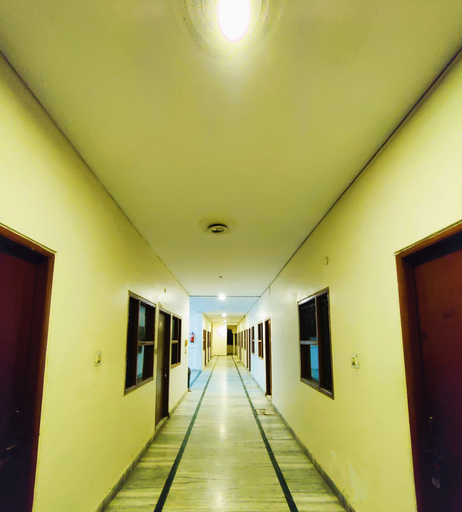 Others 4, Hotel Marwari, Agra