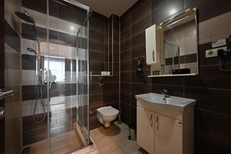 Bathroom 4, HOTEL LANE, Sjenica