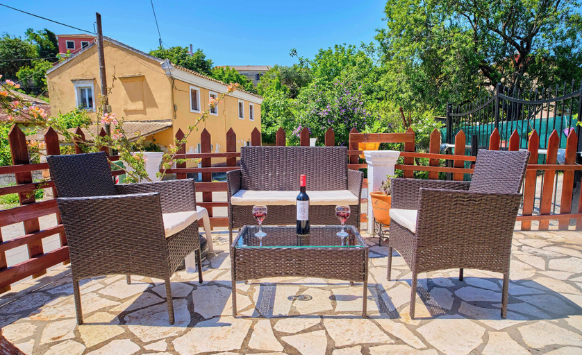 Room 4, Villa Amarilda - Private Pool Garden in Corfu, Ionian Islands