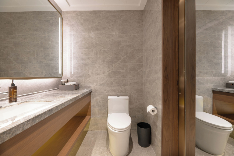 Bathroom 4, UrCove by Hyatt Xi'an Hi-Tech CROSS Wanxianghui, Xi'an