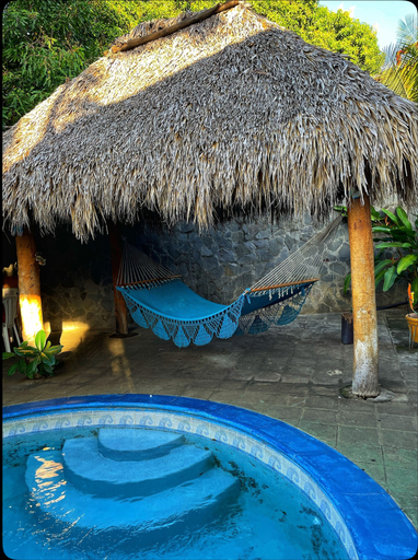 Pool 2, Oasis Hostel, Managua
