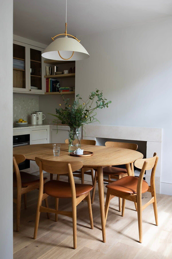 Others 5, Luxury 3 Bed Canal House, Little Venice, London