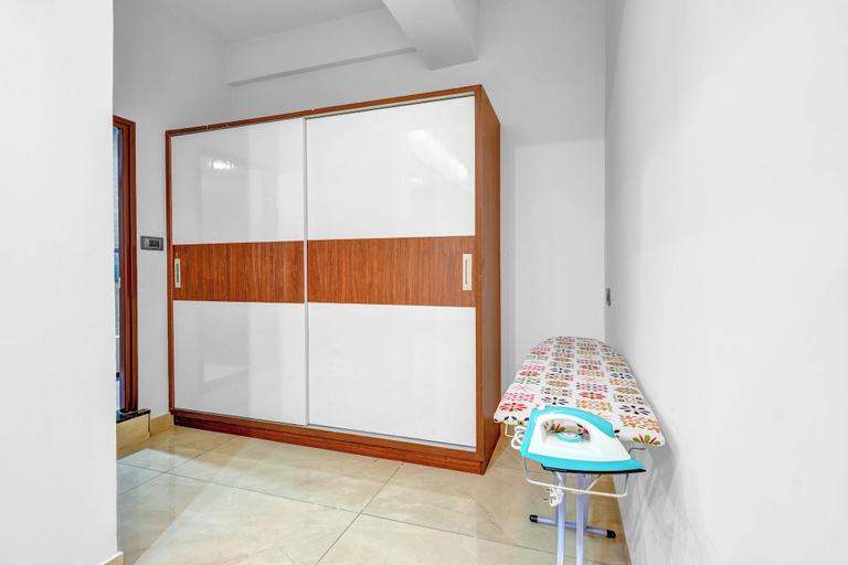 Bathroom 4, UPAR Hotels Brookefield, Bangalore
