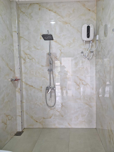 Bathroom 4, Aruni Villa - Knuckels Range, Panvila