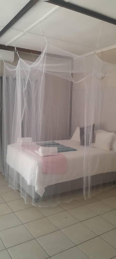 Bedroom, Hungwe House Victoria Falls, Hwange