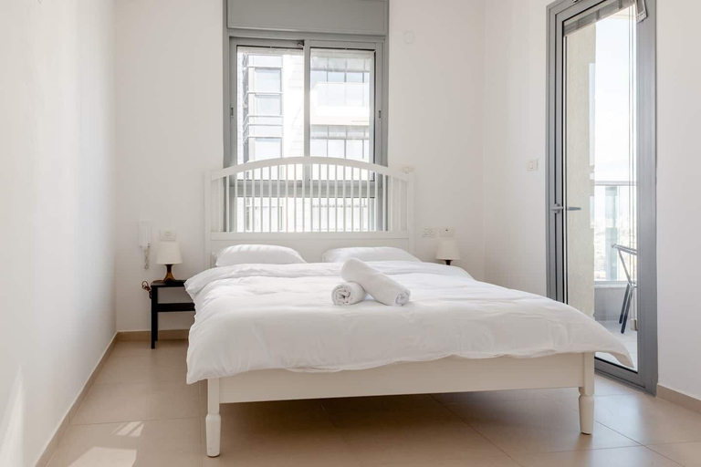 Room 2, Luxury 3BR APT 33 Floor See View Tower