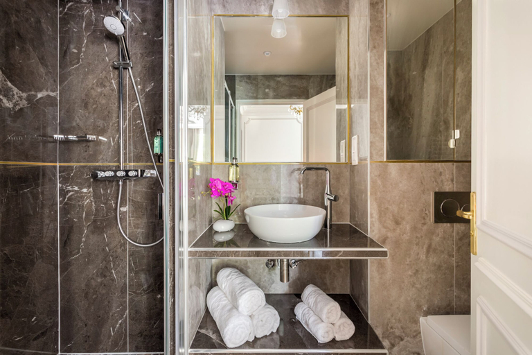 Bathroom 4, Merveil Luxury Suite - Martin VII, Paris