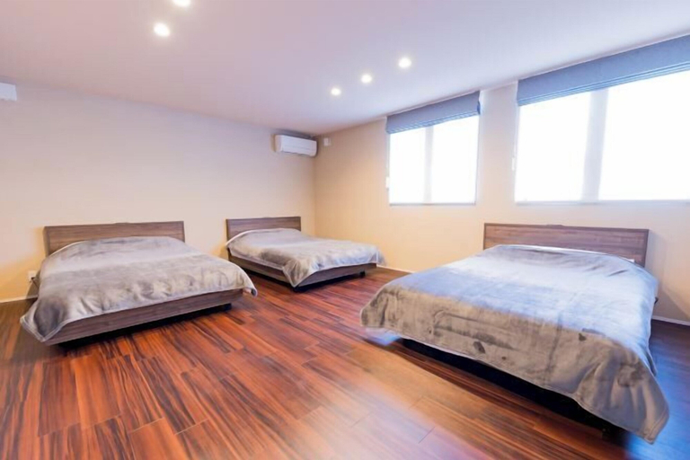 Room 2, AMBER Yufuin, Yufu