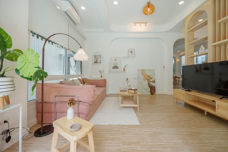Interior 3, Bangkok four bedroom pool villa, Wattana