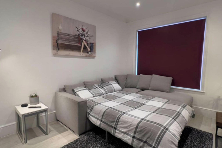 Room 3, Apartmentsleeps8-wifi-famillyfriendly-citycentre, Kent