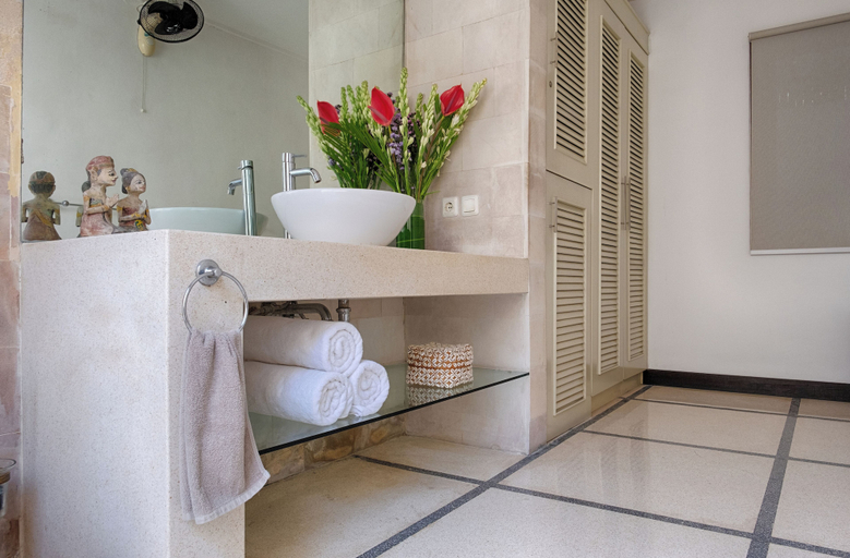 Bathroom, Villa Sesari, Badung