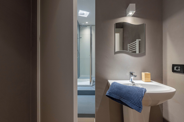 Bathroom 5, Bellini Apartment by Wonderful Italy, Palermo