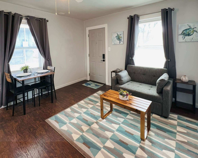 Living area 3, Crestview Cottage For 2, Saint Johns