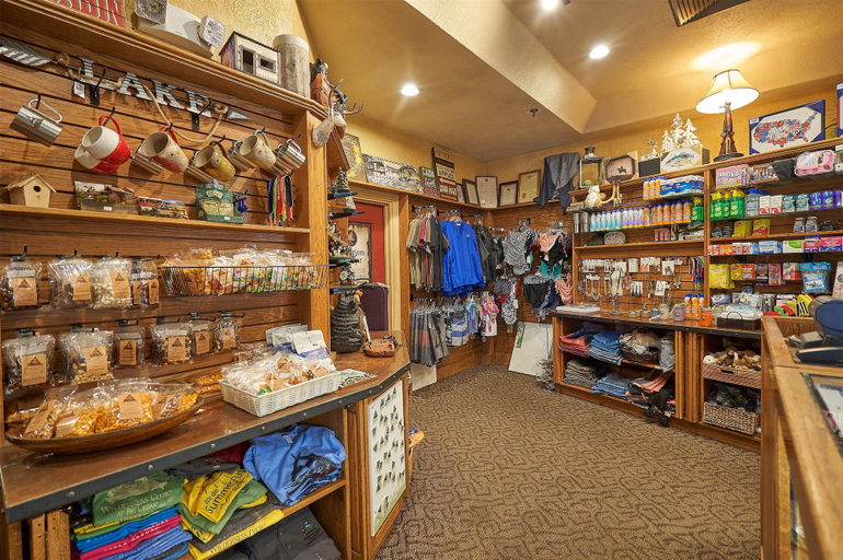 Gift shop