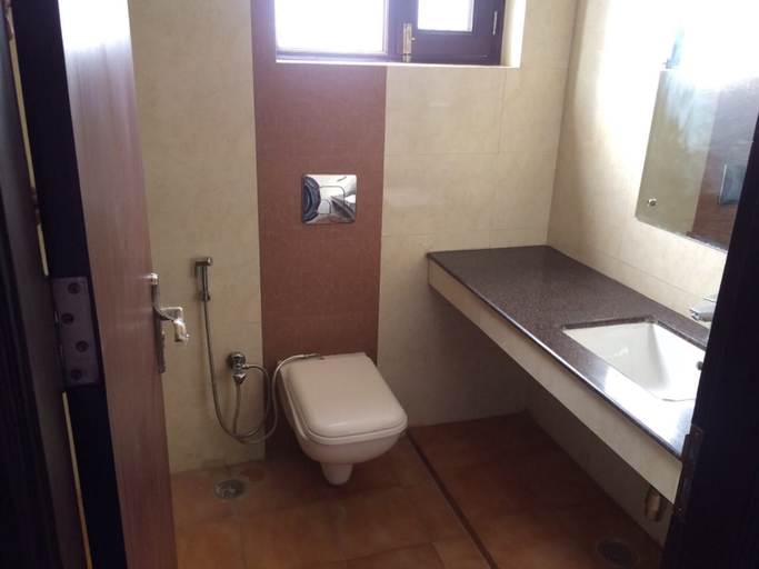 Bathroom, Jaipur Homestay NRI Colony, Jaipur