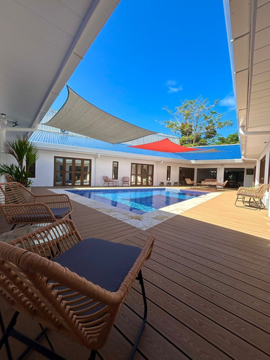 Pool 4, Hotel Favare, Garabito