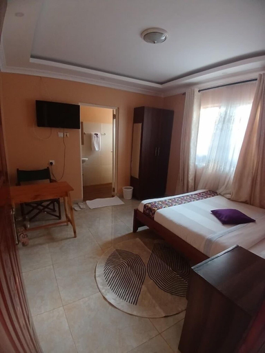 Room 2, Jafra Elephant Inn, Kapseret