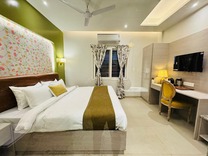 Bedroom 2, Hotel Swagatam, Kaushambi