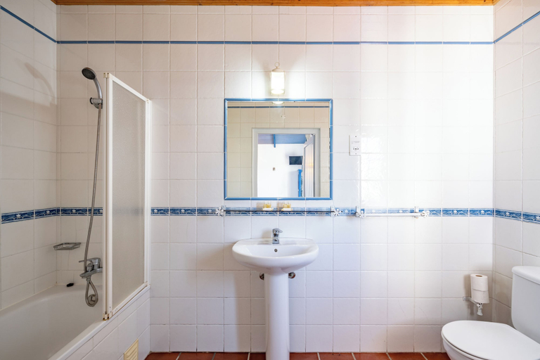Bathroom 4, Hotel Mar e Sol by Umbral, Odemira