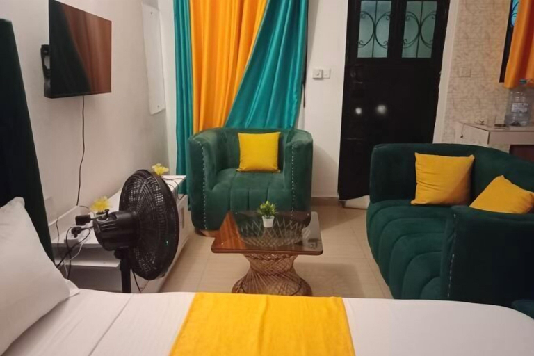 Room 2, Royal Studio Apartments, Nyali